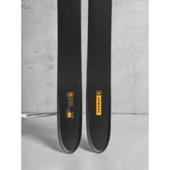 Armada Whitewalker 121 Skis -Ski Gear Store 1043530 000 3